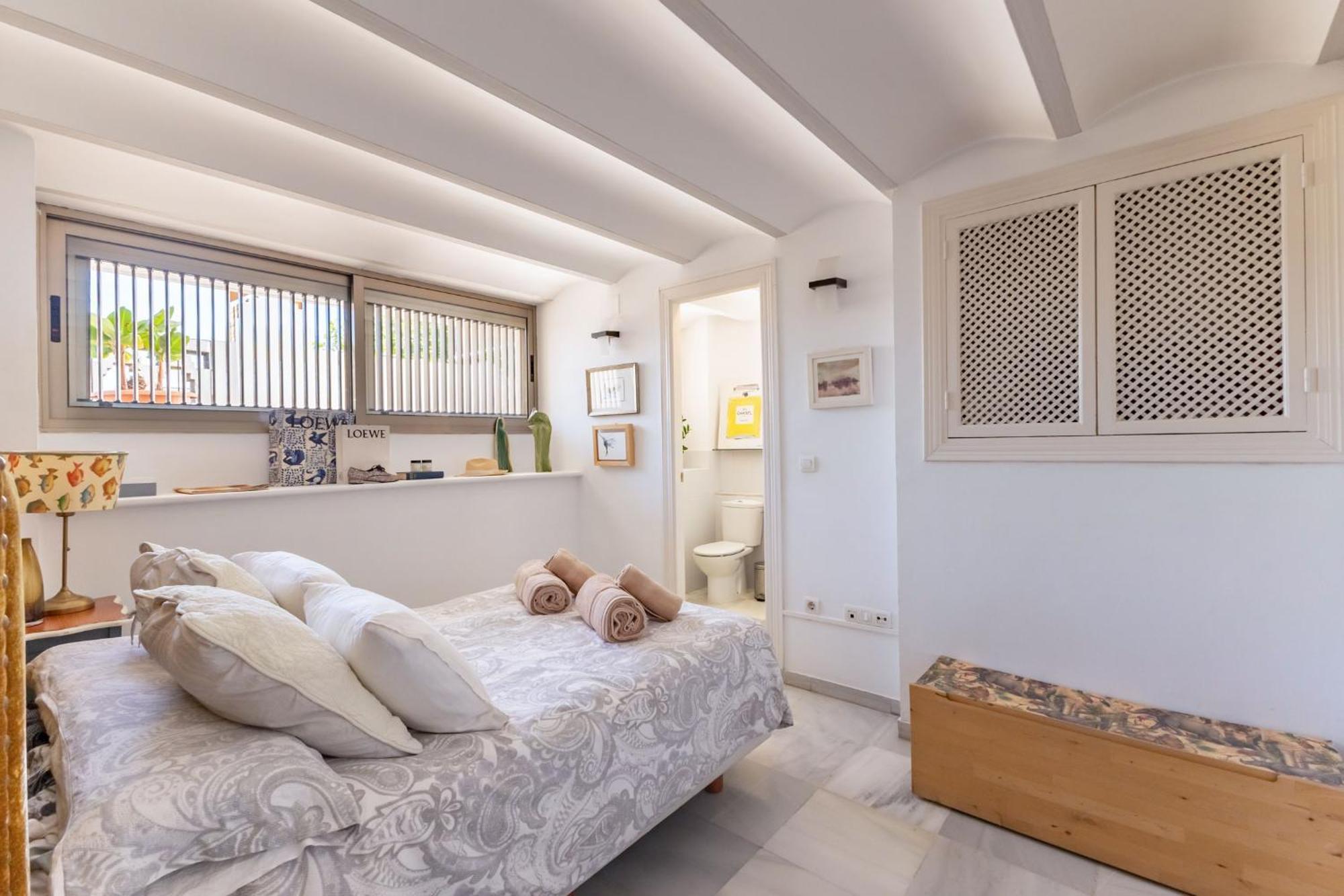 Charming 2 Bedroom Boutique Triplex Apartment With Private Terrace At Seville City Center By Ocityzen Екстериор снимка