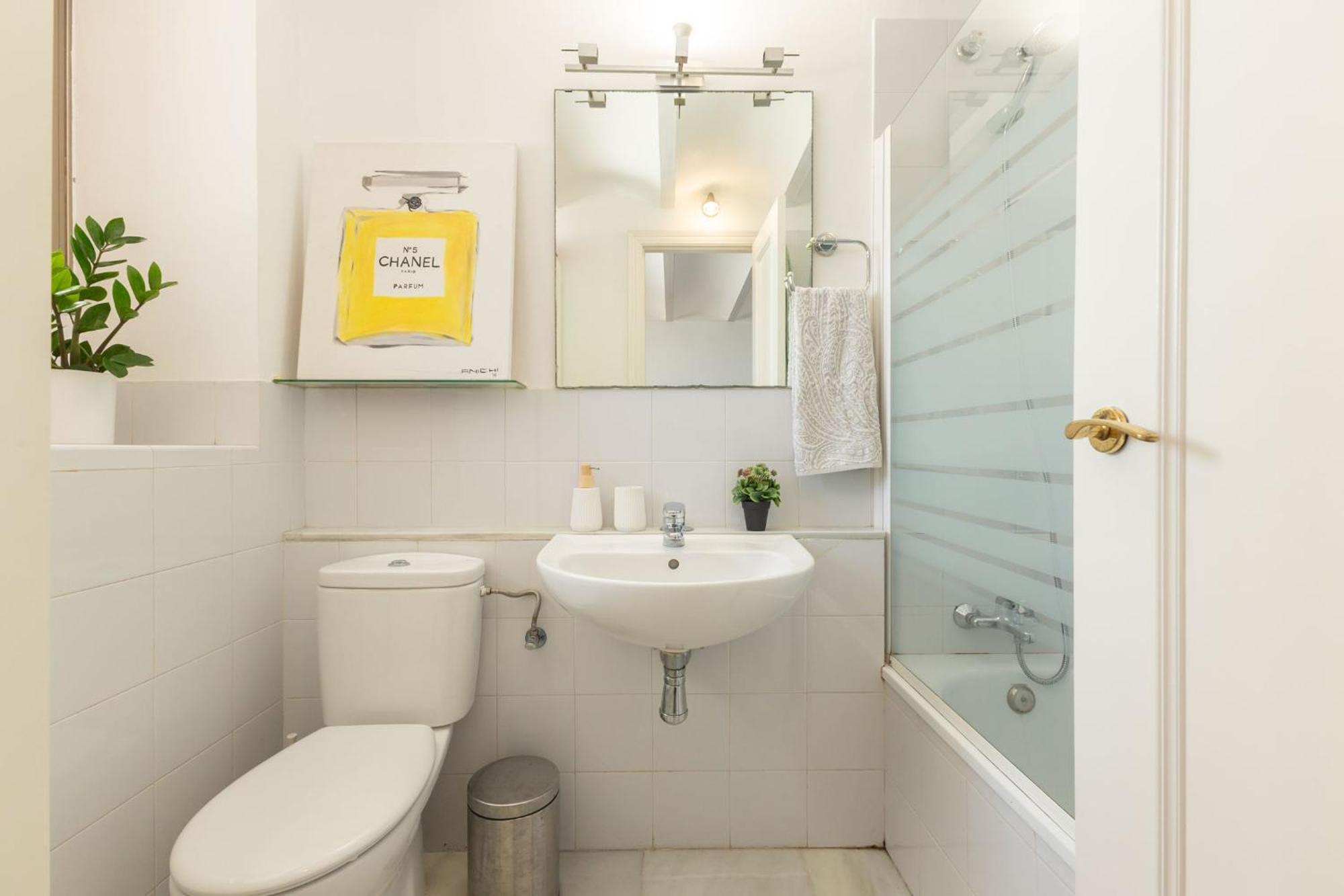 Charming 2 Bedroom Boutique Triplex Apartment With Private Terrace At Seville City Center By Ocityzen Екстериор снимка