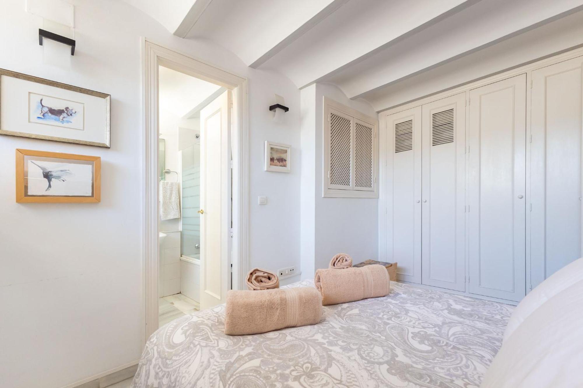 Charming 2 Bedroom Boutique Triplex Apartment With Private Terrace At Seville City Center By Ocityzen Екстериор снимка