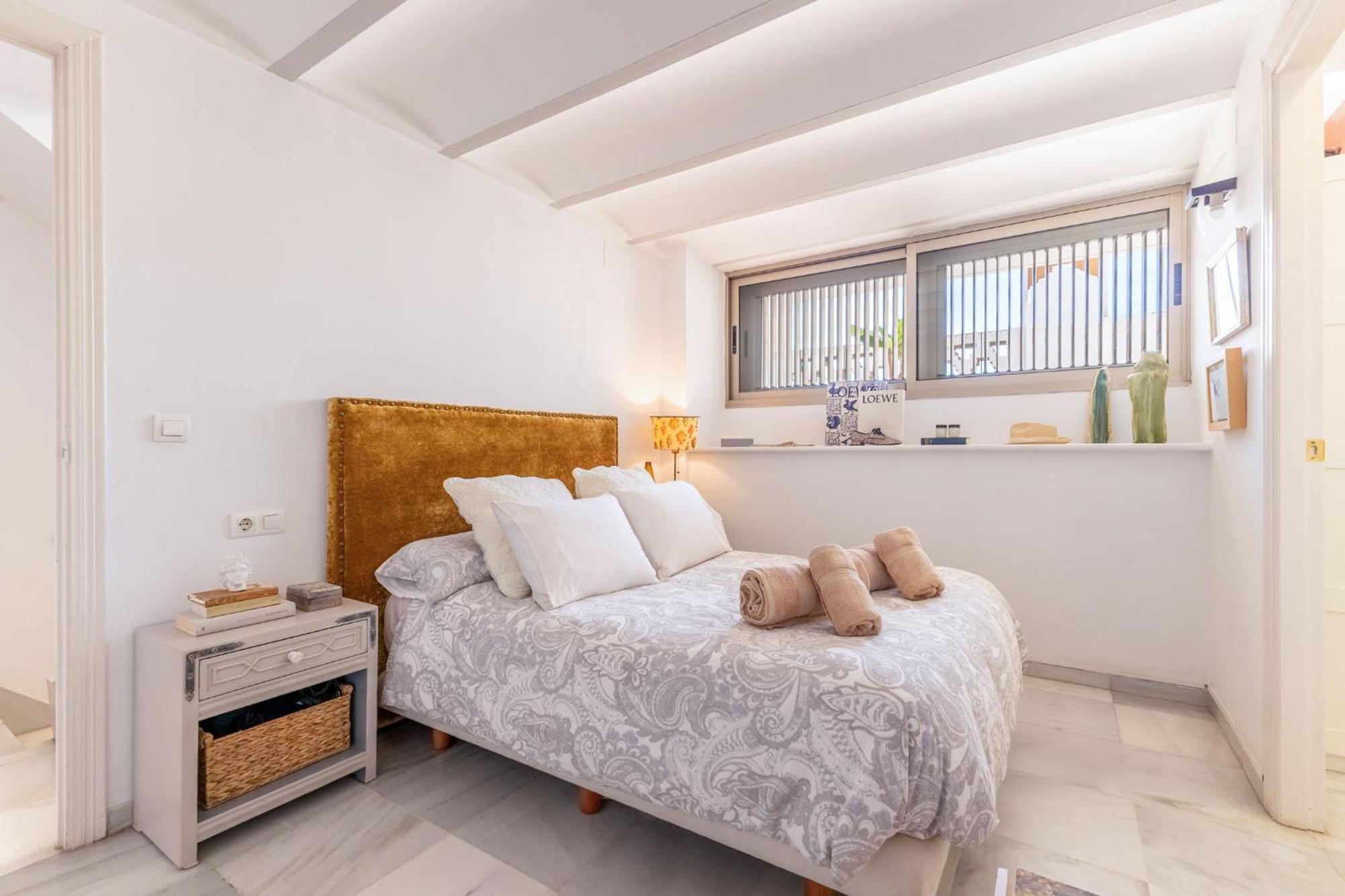 Charming 2 Bedroom Boutique Triplex Apartment With Private Terrace At Seville City Center By Ocityzen Екстериор снимка