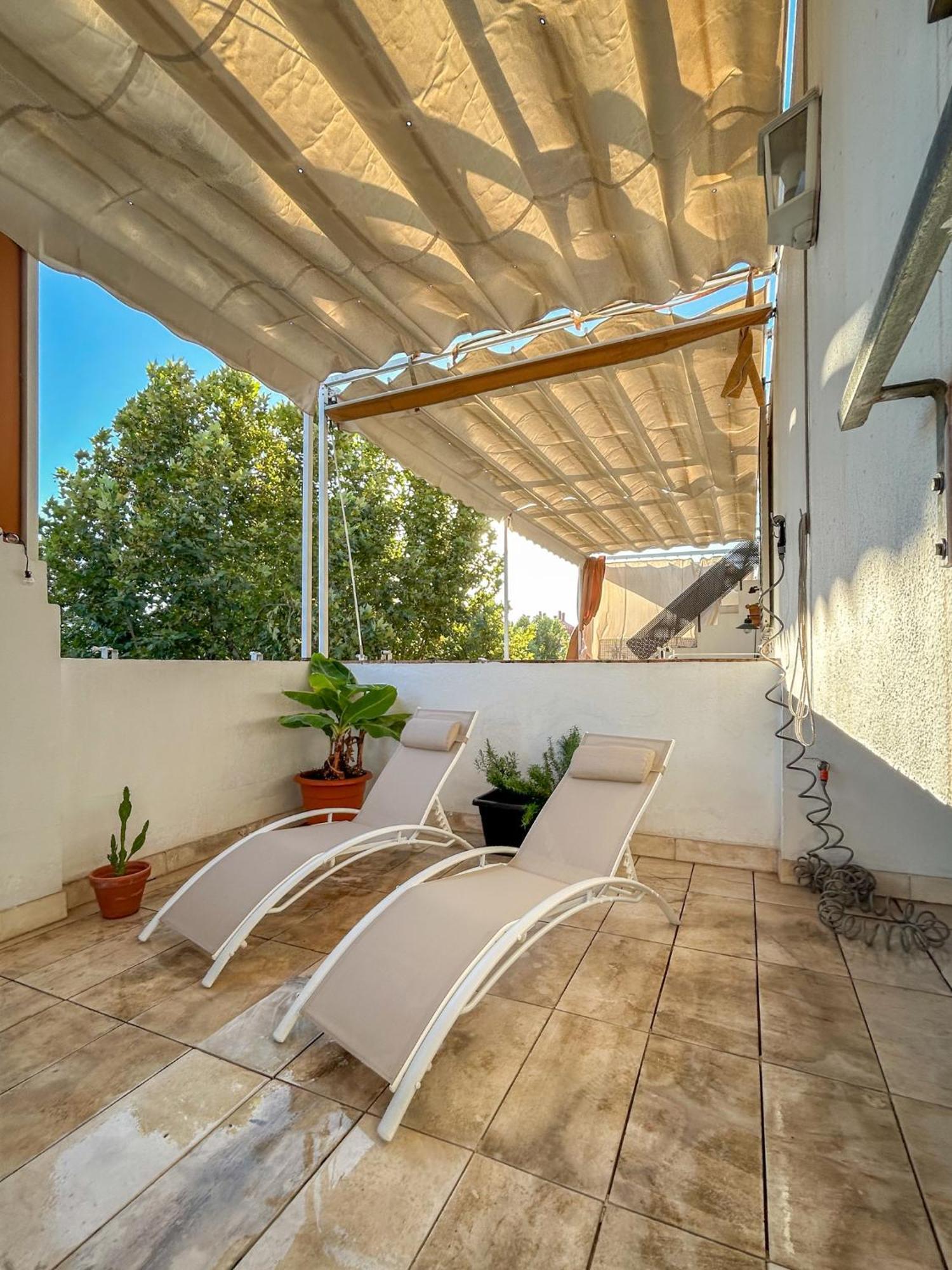 Charming 2 Bedroom Boutique Triplex Apartment With Private Terrace At Seville City Center By Ocityzen Екстериор снимка